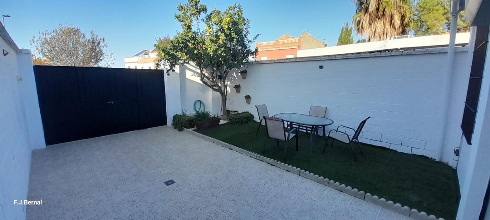 Acogedor Loft A 30 Minutos De La Playa Y Montana Διαμέρισμα Lebrija Εξωτερικό φωτογραφία